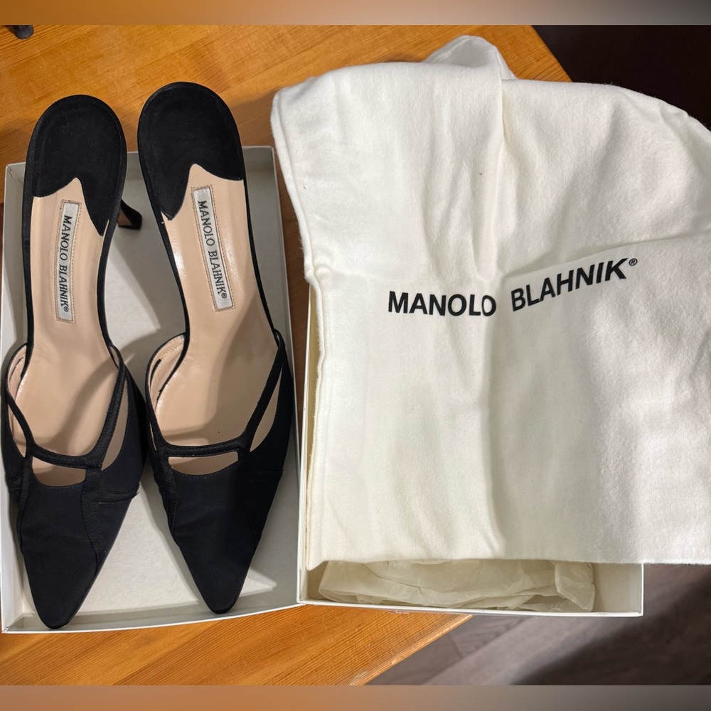 Manolo Blahnik Black D’Orsay Crepe Mules